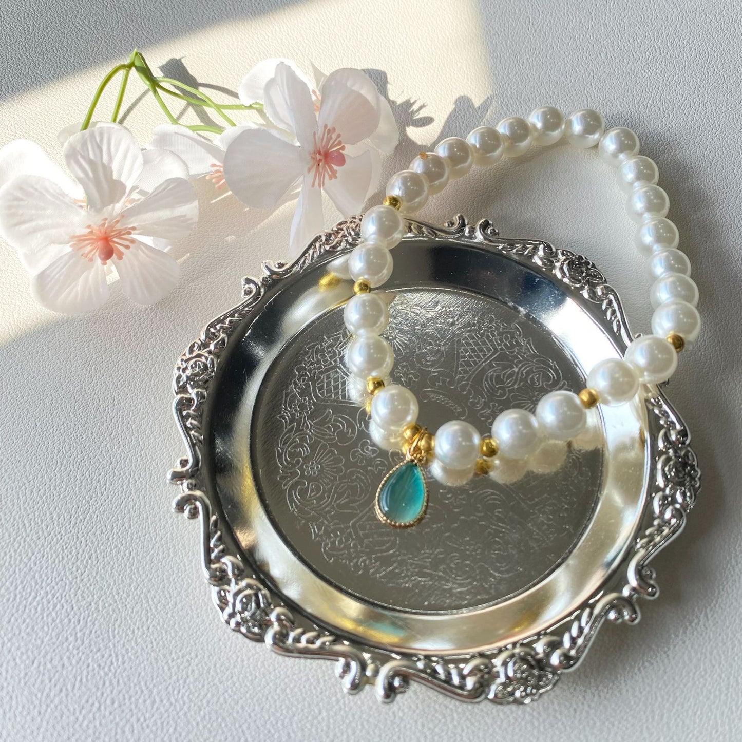 Pet Pearl Drop Necklace